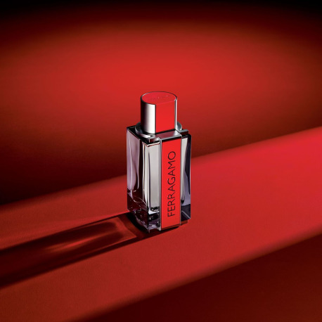 Rotes Leder - Eau de Parfum 8052464896011 Rotes Leder - Eau de Parfum 8052464896011